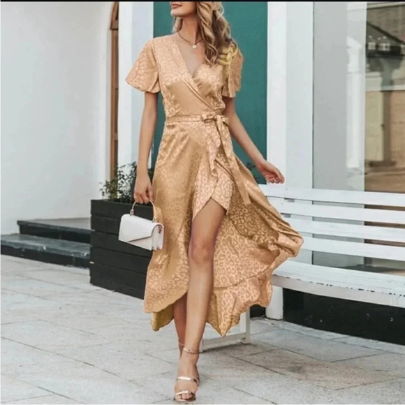 NWT Simplee Midi Animal Print Wrap Asymmetric Dress Size Large in Gold - Picture 5 of 13